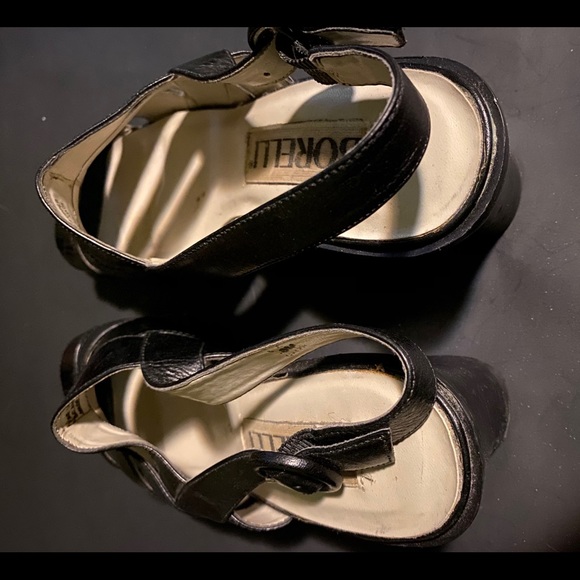 Shoes - Picture 4 of 4